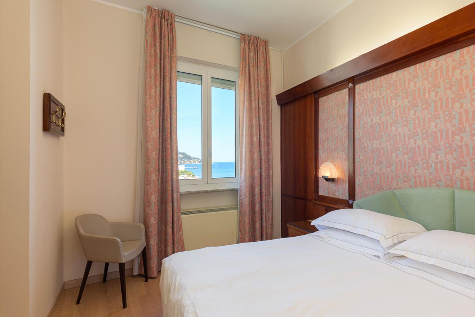Grand Hotel Mediterranee Alassio Esterno foto