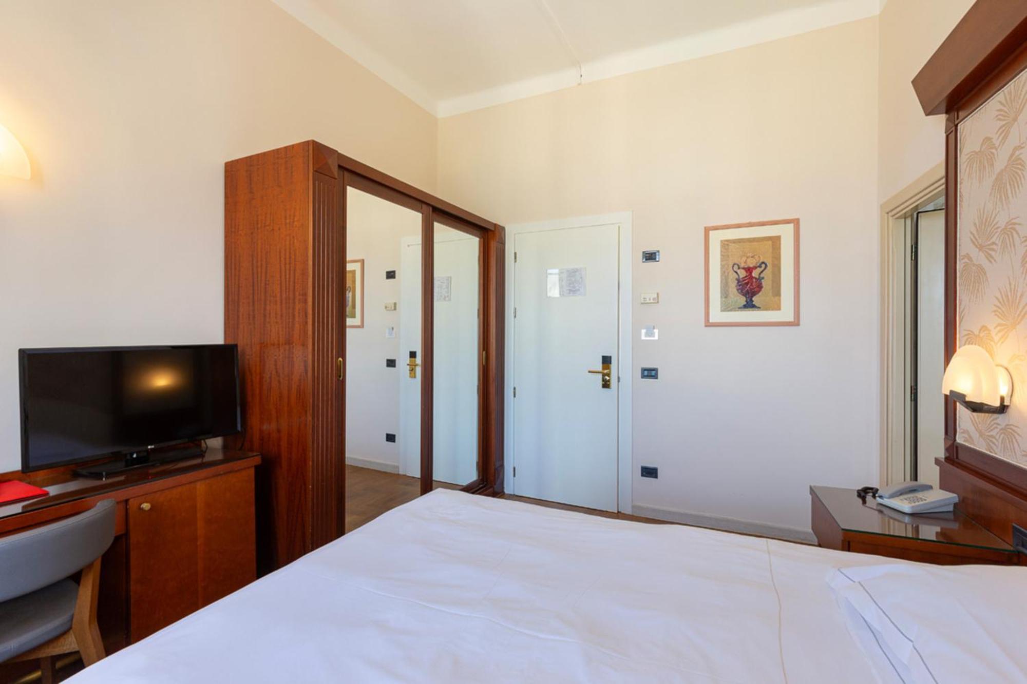 Grand Hotel Mediterranee Alassio Esterno foto