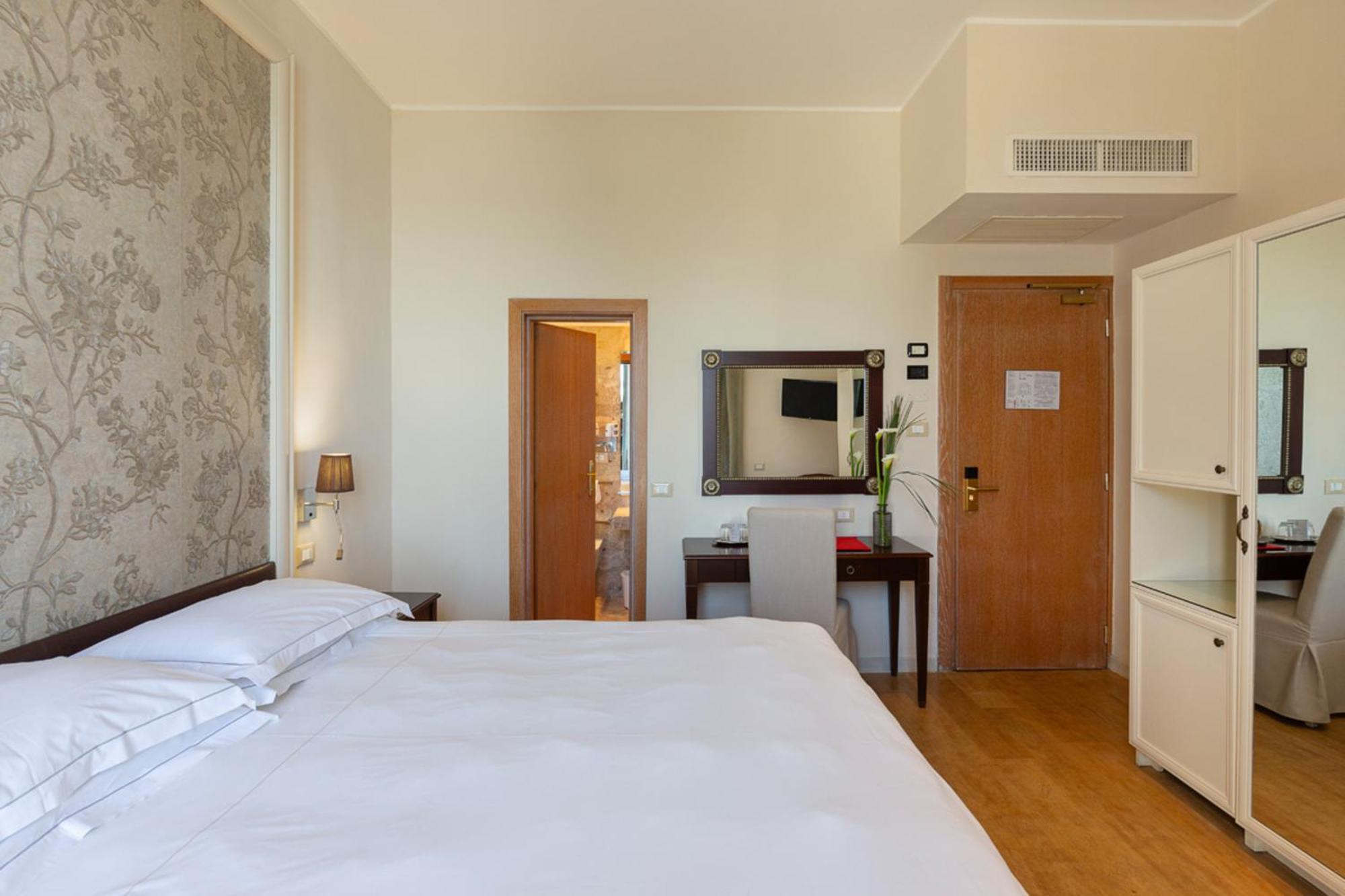Grand Hotel Mediterranee Alassio Esterno foto