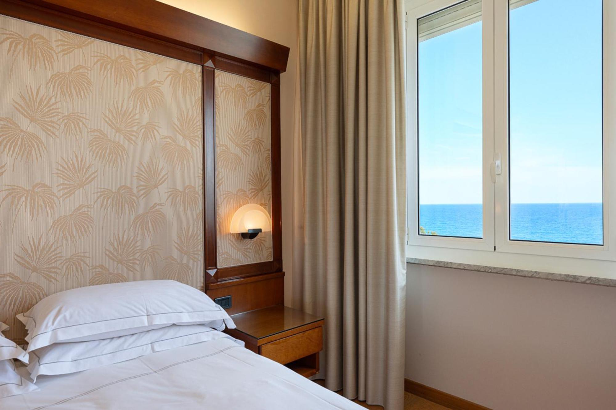 Grand Hotel Mediterranee Alassio Esterno foto