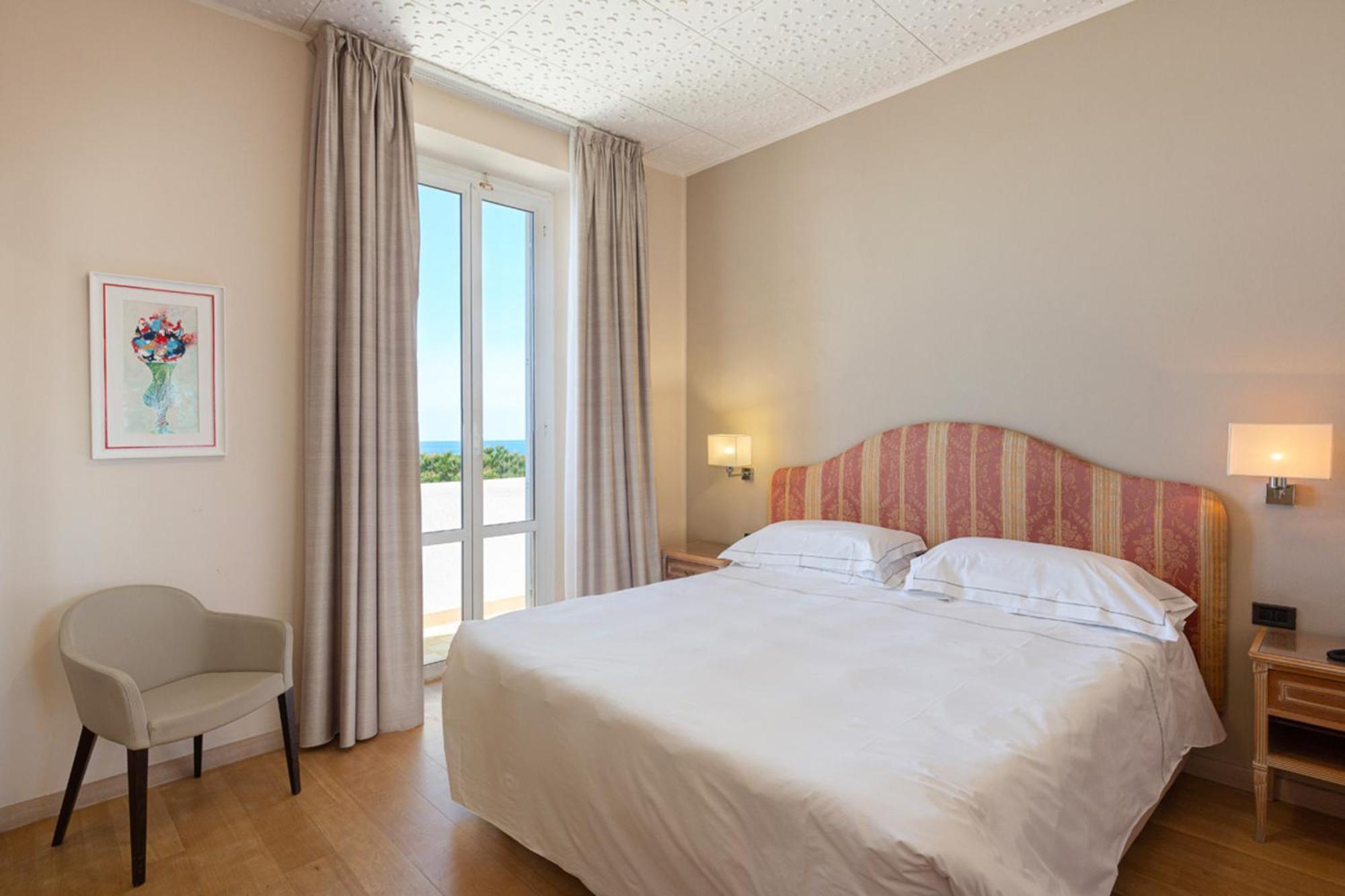 Grand Hotel Mediterranee Alassio Esterno foto