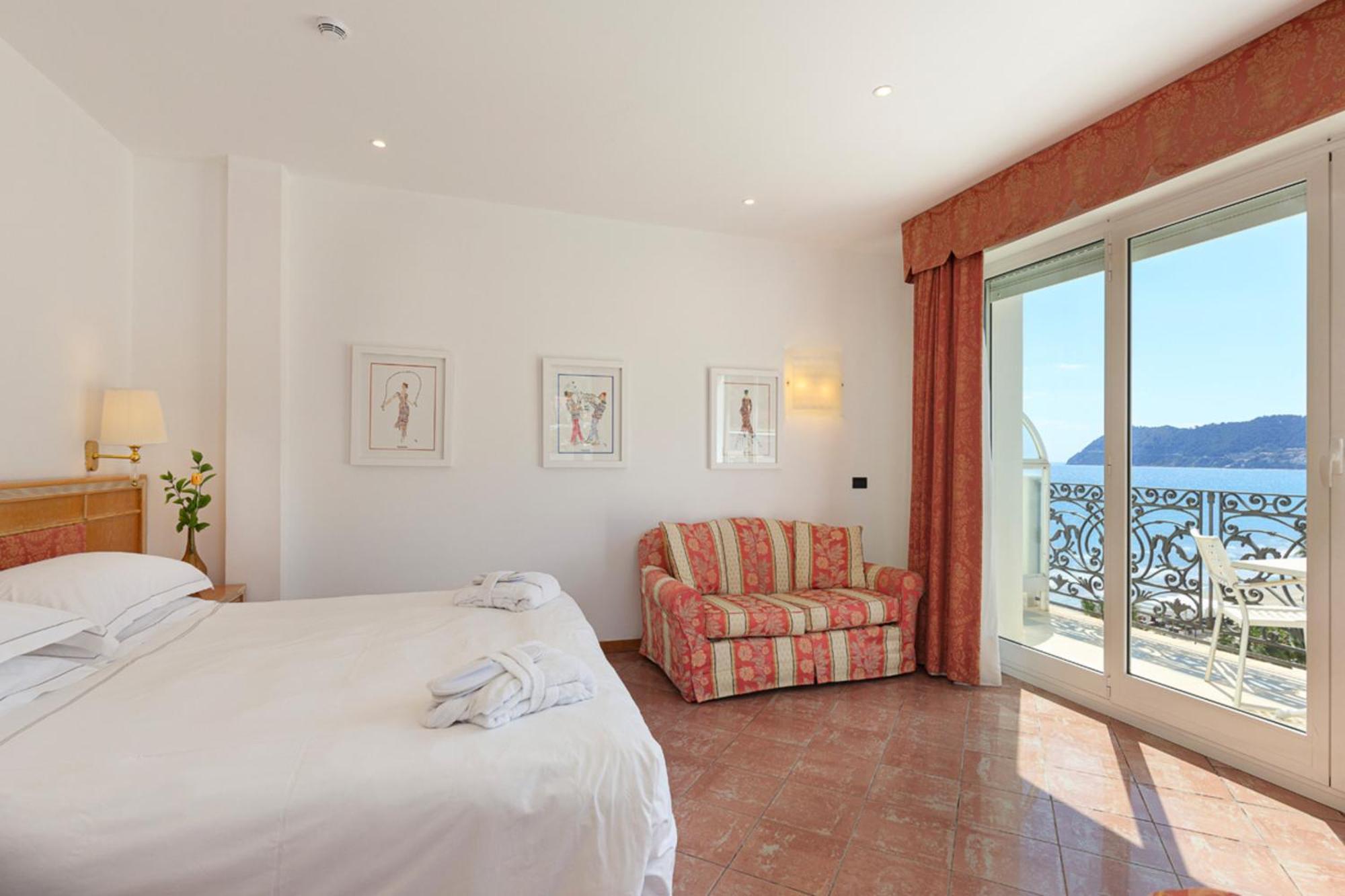 Grand Hotel Mediterranee Alassio Esterno foto