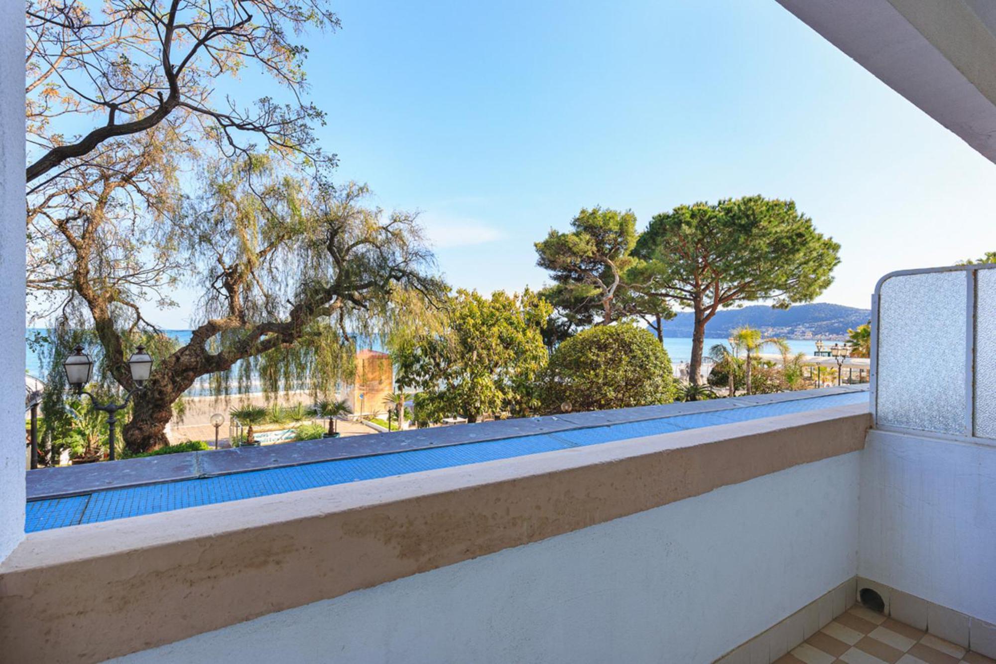 Grand Hotel Mediterranee Alassio Esterno foto
